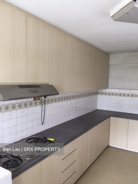 Blk 234 Jurong East Street 21 (Jurong East), HDB 5 Rooms #179959572